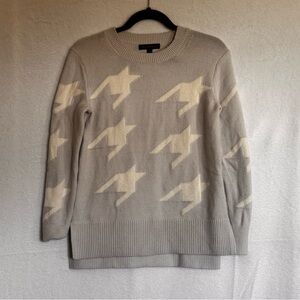 Banana Republic Light Gray Sweater